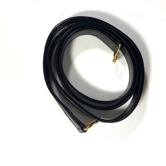 Vintage 1970s/80s Salvatore Ferragamo bow bag made of glove hand top leather - Picture 9 of 10